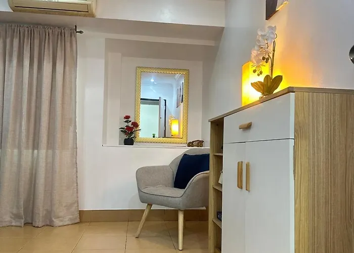 2br With Free Parking Near Sm North And Trinoma Manila